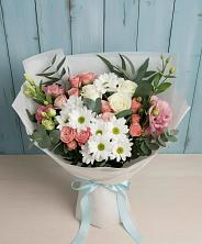 Букет цветов из:  Розы, Лизиантусы и Хризантемы в Кущевской