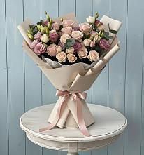 Букет цветов из:  Розы и Лизиантусы #REPLACE_PRED# Кущевской