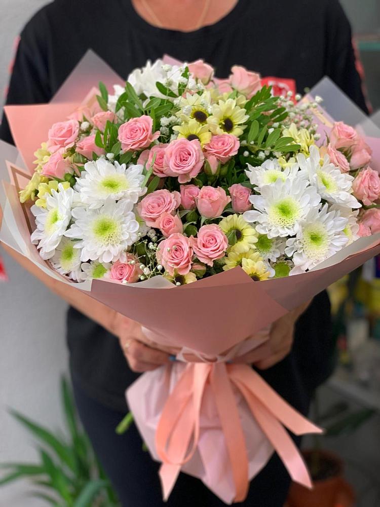 Букет цветов из: Розы и Хризантемы в Кущевской