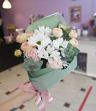 Букет цветов из:  Хризантемы и Розы в Кущевской