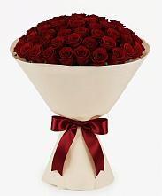 Букет 101 Бордовая роза Блэк Бакарра в Кущевской