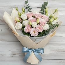 Букет цветов из:  Лизиантусы в Кущевской