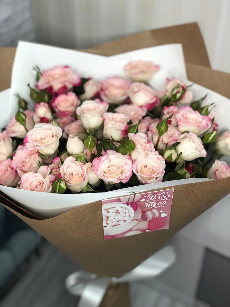 Букет цветов из: Розы в Кущевской