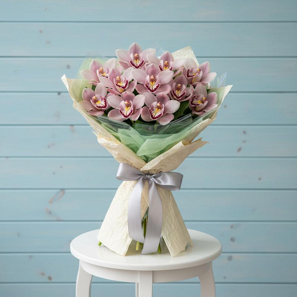 Букет цветов из: Орхидеи и Розы в Кущевской