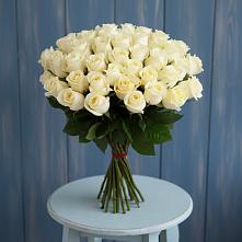 Букет 51 Белая роза Эдлесс Лав в Кущевской